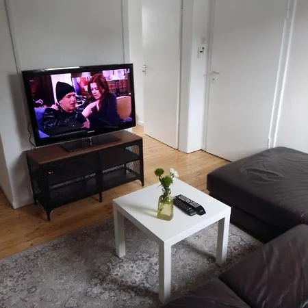 Apartment Gemuetliche, Feine Mit Naehe Zum Rhein- Ideal Fuer 2 Koblenz (Rhineland-Palatinate)