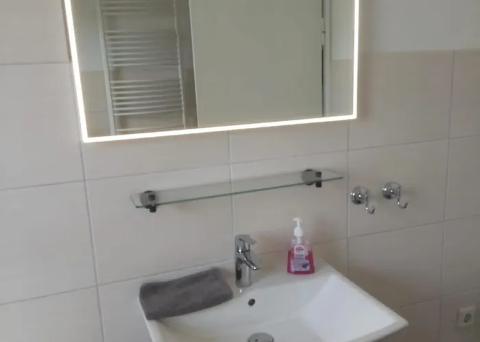 Gemuetliche, Feine Mit Naehe Zum Rhein- Ideal Fuer 2 * Coblenza